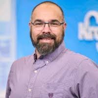 Emily Houp's Instagram, Twitter & Facebook