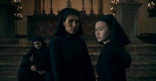 When a young nun at a cloistered abbey in romania takes her own life, a priest with a haunted past and a novitiate on the threshold of her final vows are sent by the vatican to investigate. Warrior Nun Staffel 1 Film Rezensionen De