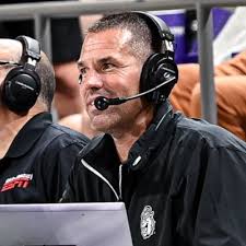 Jalen🕺🏽 (@Jalenhodge1)