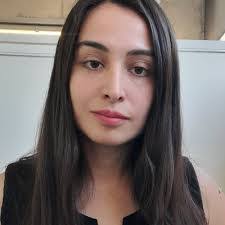 Carolina Becker's Instagram, Twitter & Facebook