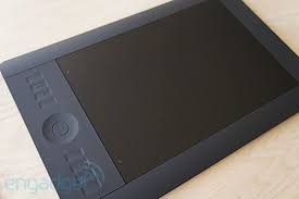 Wacom Intuos5 Touch Review Engadget Wacom Visual Communication Design Drawing Tablet