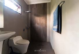 Desain kamar mandi minimalis yang cocok untuk rumah minimalis. 15 Desain Kamar Mandi Minimalis Low Budget Tapi Berkelas Suryani Studio