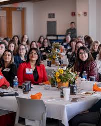 Saunders Abroad! Professor Clyde Hull, MBA, Ph.D, and several RIT students  recently traveled to Taiwan to learn more about how language, culture, and  entrepreneurship influence business and commerce between Taiwan and the