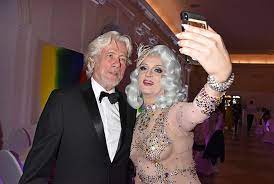 Franz jägerstätter (august diehl) é um fazendeiro austríaco que se torna herói em circunstâncias um tanto. Berliner Presseball 2019 Erste Sommergala Mit Jurgen Prochnow Christine