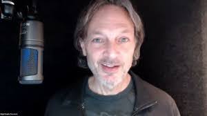 Peter Ponce's Instagram, Twitter & Facebook