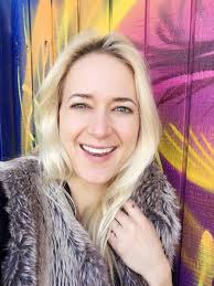 Violet Lange's Instagram, Twitter & Facebook