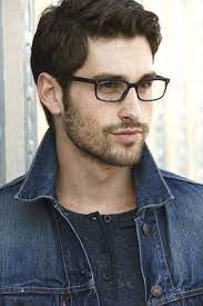 Haarschnitte Fur Manner Mit Brille Bilder Kurzhaar Mens Glasses Mens Hairstyles Cute Guys With Glasses