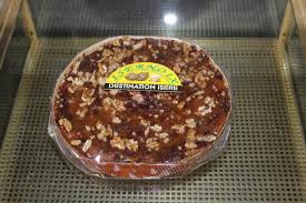 L Isernoix Est Une Specialite Imaginee Par Le Berjallien Michel Viollet Meilleur Ouvrier De France En Patisserie Et En Choc Alimentation Specialite Patisserie