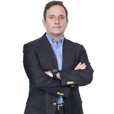 Rodrigo León, Latin America