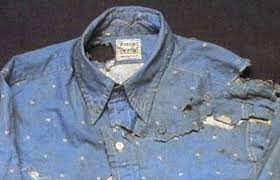 Comes with shirt, tie and. The Warren Car
