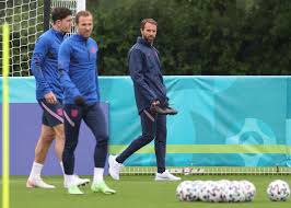 What is the team news? Tjhfwcc5ndaahm