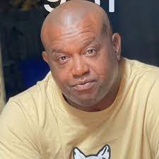 From All-Star to 40 years in prison. Esteban Loaiza went from being one of  MLB's top pitchers to getting caught with over 40 pounds of cocaine. One of  the wildest falls from