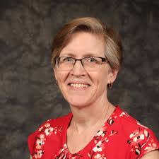 Kelly Hines's Instagram, Twitter & Facebook