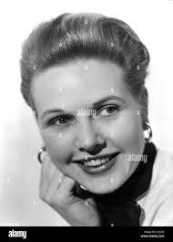 Sheila Sim's Instagram, Twitter & Facebook