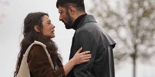 Io sono farah anticipazioni 22 26 dicembre un matrimonio in gran segreto e  un terribile ritrovamento - OK!Mugello