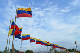 La bandera nacional es el máximo estandarte de representación de la venezolanidad. El Dia Que Se Izo Por Primera Vez La Bandera De Venezuela