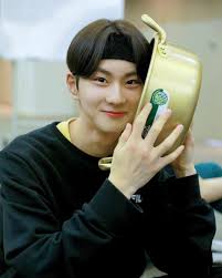 Biodata Idol Kpop In 2021 My Land Korean Idol Kpop