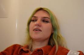 Megan Moen's Instagram, Twitter & Facebook