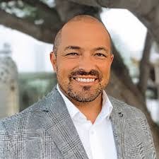 Matthew Lepley's Instagram, Twitter & Facebook