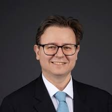 We recently hosted an Insight Day in London in partnership with one of our  EID partners, The 10,000 Interns Foundation. The event featured a career  panel with Toju Adeneye, Alexander Gitnik, Nathan… |