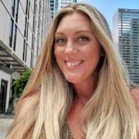 Alyssa Ferry's Instagram, Twitter & Facebook