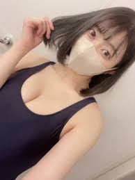 FC2-PPV-1852875 Reunited with Mei-chan, a current first year student. She  is scared of being Nakadashi and feels a sense of immorality as she gets a  thick sperm from a raw cock into