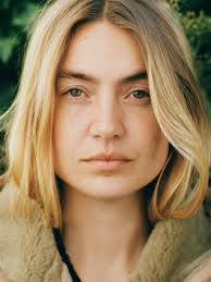 Malling — Selma and Lilli Salome shot by Rasmus Skousen for La Bagatelle