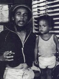 Последние твиты от bob marley (@bobmarley). Die 47 Besten Ideen Zu Bob Marley Bob Marley Bob Marley Bilder Musikrichtung