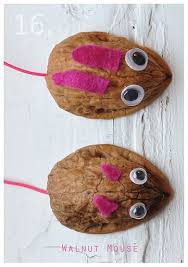 Walnut Mousies Basteln Und Selbermachen Bastelideen Basteln Mit Naturmaterialien