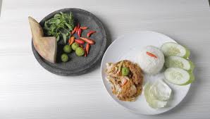 Meski sudah makan banyak, berat badan masih saja belum kunjung naik? Fried Chicken Brottus Fcb Home Kupang Menu Prices Restaurant Reviews Facebook