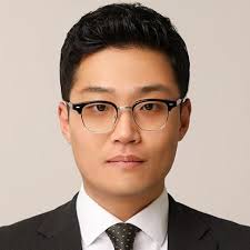 Strategy & Entrepreneurship