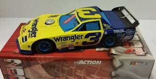 This collection features three items presented in their original display packaging including a 1:24 scale replica dale earnhardt legacy series #2 mello yello stock car with certificate of authenticity. Nascar Collectable Cars Dale Earnhardt Memorabelia Artwork Coins And Other Collectbles Montgomery Mn Global Auction Guide