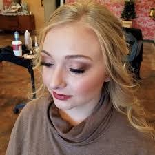 Ashley Nettleton's Instagram, Twitter & Facebook