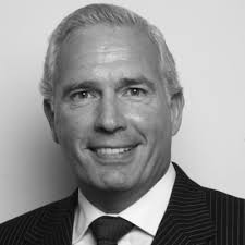 Na bijna tien leuke en leerzame jaren in de advocatuur bij Simmons &  Simmons, ben ik gister gestart als vastgoedjurist bij Thuismakers. Ik kijk  ernaar uit om in deze nieuwe rol bij