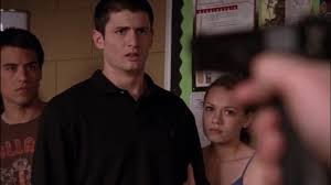 Cette série va nous manquer c'est sûr mais on voit que les scénaristes ont fait le. Les Freres Scott Top 16 Des Meilleurs Episodes De La Serie Selon Les Fans