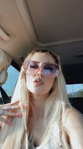 TrippieNixDesign✌🏼☮️ (@trippieddnix)