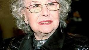 Fallece Mary Carrillo, una de las grandes del teatro