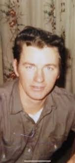 Robin Ginter's Instagram, Twitter & Facebook