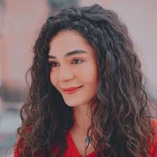 Candela Adli Kullanicinin Ebru Sahin Panosundaki Pin Sac Guzelligi Sac Stilleri Uzun Sac