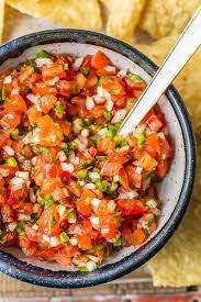Topped with lime juice and a chili. Receta Casera De Pico De Gallo Salsa Fresca