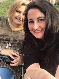 Can you photoshop a hug between two people?