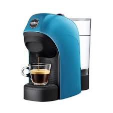 Come già detto in precedenza, lavazza è uno dei marchi più amati degli italiani. Achat Machine A Cafe Lavazza Blue Pas Cher Ou D Occasion Rakuten