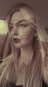 Heather Clenney's Instagram, Twitter & Facebook