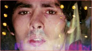 Futures and Pasts: Les Idoles