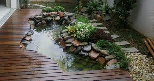 Kolam ikan untuk tujuan budidaya adalah umum di biara. 6 Ide Kolam Ikan Minimalis Dengan Batu Alam Popmama Com