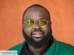 Acteur auteur da animateur w9/m6 prod @chezdoumprod agent anne laforestrie coach. Issa Doumbia Comment Il Reagit Aux Commentaires Sur Son Poids Journalhexagone Com