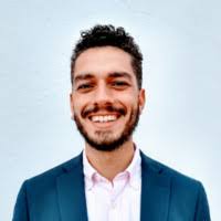 2500+ profilů „Bruno“