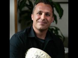 Guest Artist: Christopher Whyte