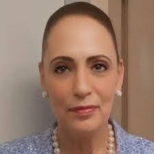 Aida Morse's Instagram, Twitter & Facebook