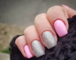 The simple silver nail art looks chic and fashionable. 25 Baby Pink Nails That You Can Wear Right Now Checopie